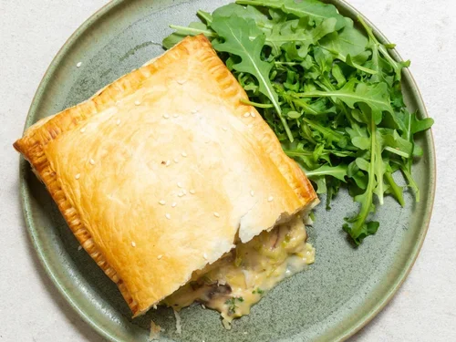 Cheddar, Leek & Mushroom Pie